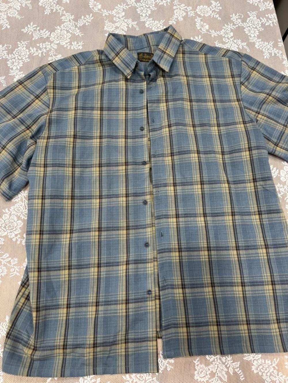 men’s plaid button down shirt